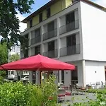 Ambassador-berlin Gruenau Hotell