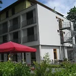 Ambassador-berlin Gruenau Hotell 3*