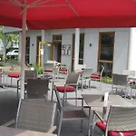 Ambassador-berlin Gruenau Hotell
