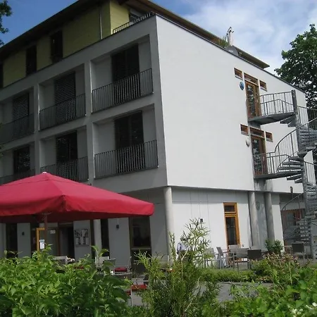 Ambassador-berlin Gruenau Hotel 3*
