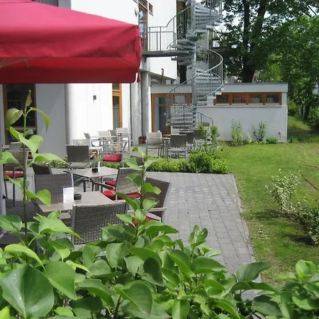 Ambassador-berlin Gruenau 3* Berlín