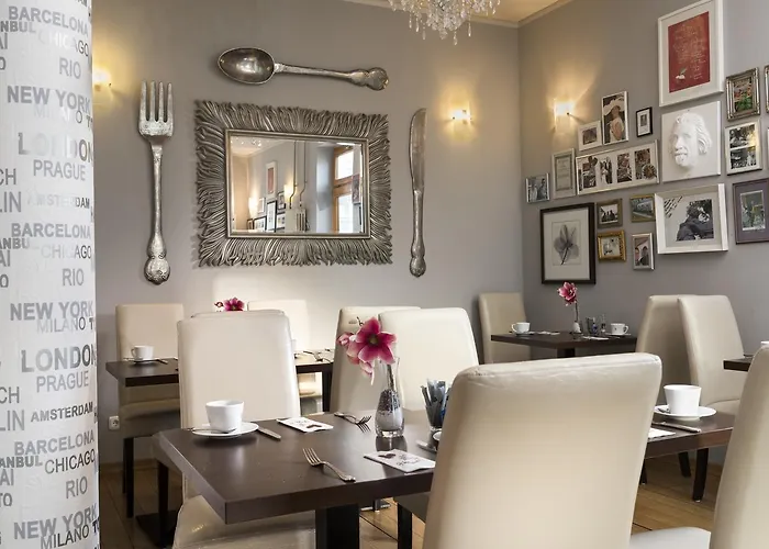 Ambassador-berlin Gruenau Hotel 3*